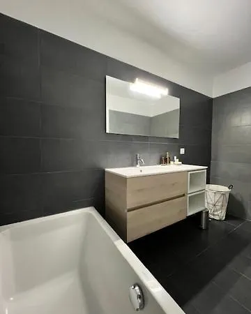 Magnifique T3 Les Hauts Du Port Bonifacio (Corsica)