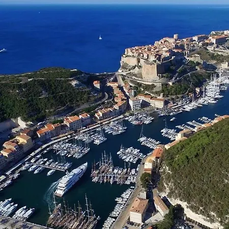 Magnifique T3 Les Hauts Du Port Bonifacio Apartment *
