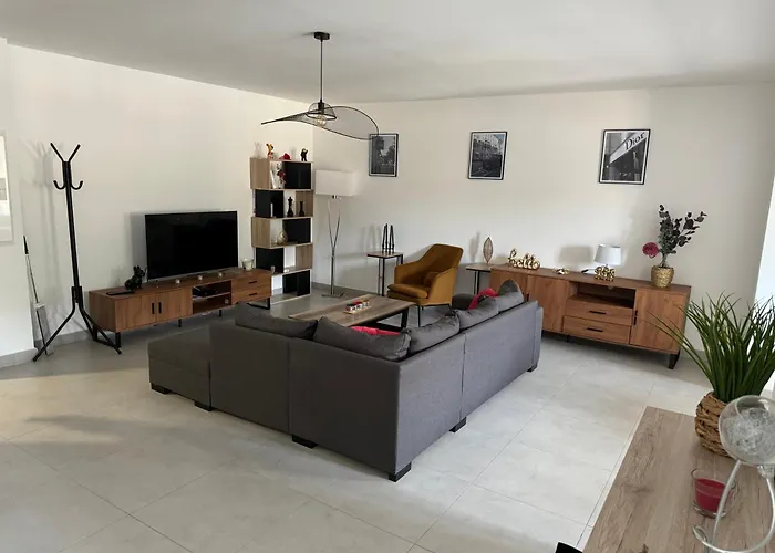 Magnifique T3 Les Hauts Du Port Bonifacio (Corsica)